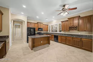 7939 W Sands Dr, Peoria, AZ 85383 - Photo 10