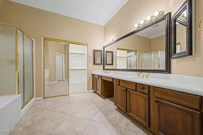 7939 W Sands Drive, Peoria, AZ 85383 - Photo 6