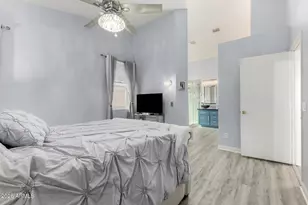 8423 W Dahlia Dr, Peoria, AZ 85381 - Photo 12