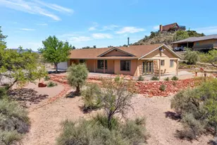 949 Rabbit Run, Clarkdale, AZ 86324 - Photo 1