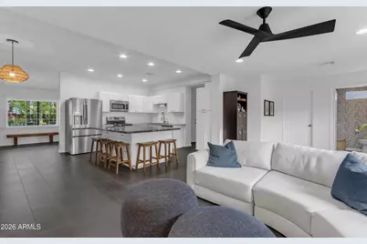 4126 N 44th Place, Phoenix, AZ 85018 - Photo 10