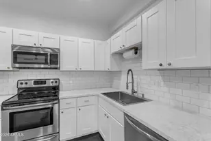 4126 N 44th Pl, Phoenix, AZ 85018 - Photo 8