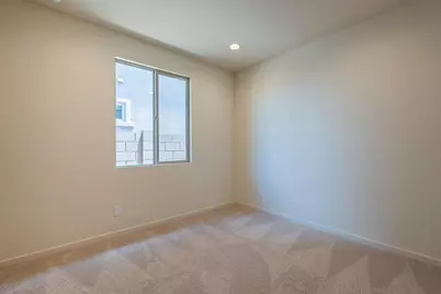 5944 E Melinda Lane, Phoenix, AZ 85054 - Photo 14