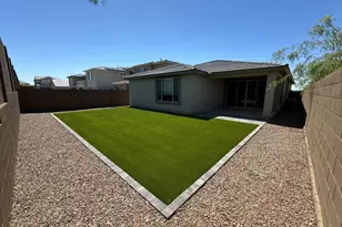 5944 E Melinda Ln, Phoenix, AZ 85054 - Photo 2