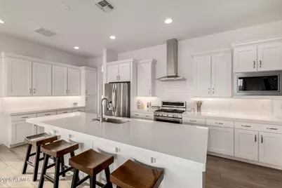 5711 E Scarlet Street, Mesa, AZ 85215 - Photo 8