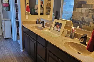 12209 W Davis Ln, Avondale, AZ 85323 - Photo 18