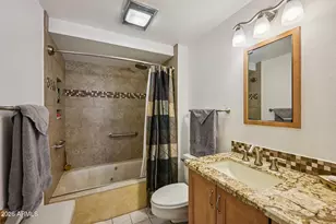 10306 W Loma Blanca Dr, Sun City, AZ 85351 - Photo 18