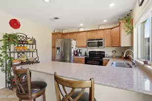 10208 N 39th Ln, Phoenix, AZ 85051 - Photo 4