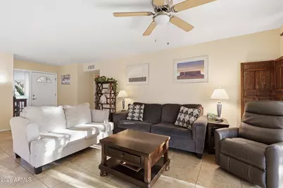 10208 N 39th Lane, Phoenix, AZ 85051 - Photo 8