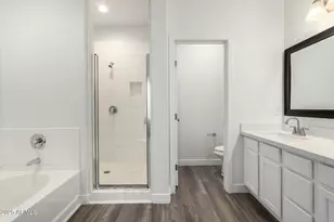 111 W Beth Dr, Phoenix, AZ 85041 - Photo 8