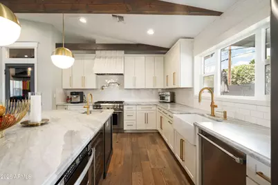 4618 E Calle Ventura --, Phoenix, AZ 85018 - Photo 4
