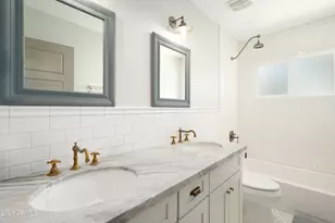 4618 E Calle Ventura, Phoenix, AZ 85018 - Photo 16