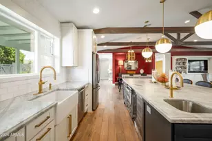 4618 E Calle Ventura, Phoenix, AZ 85018 - Photo 8