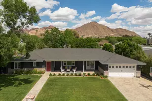 4618 E Calle Ventura, Phoenix, AZ 85018 - Photo 2