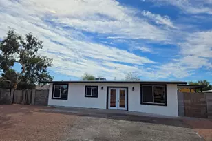 770 S Pinal Dr, Apache Junction, AZ 85120 - Photo 4