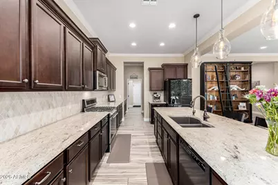 10555 E Mendoza Avenue, Mesa, AZ 85209 - Photo 10