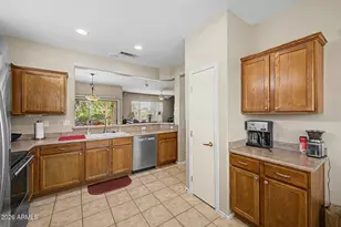 21563 N Casa Royale Dr, Surprise, AZ 85387 - Photo 8