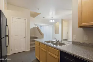 1511 S Jacana Ln, Gilbert, AZ 85296 - Photo 12