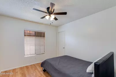 143 W Michelle Drive, Phoenix, AZ 85023 - Photo 10