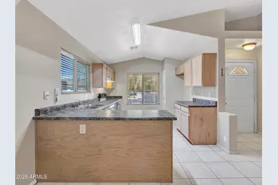 8918 W Deanna Drive, Peoria, AZ 85382 - Photo 6