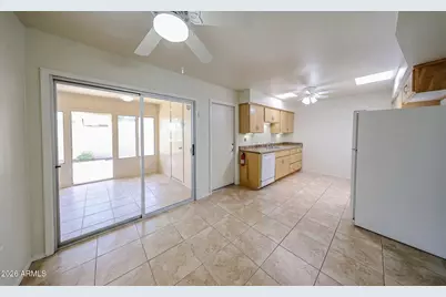 11141 W Cameo Drive, Sun City, AZ 85351 - Photo 10