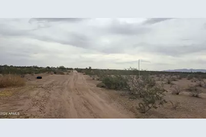 30226 W Radford Road #-, Wittmann, AZ 85361 - Photo 12