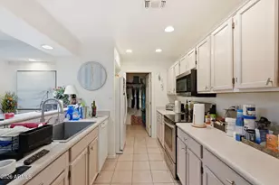 16702 E Westby Dr, Fountain Hills, AZ 85268 - Photo 10