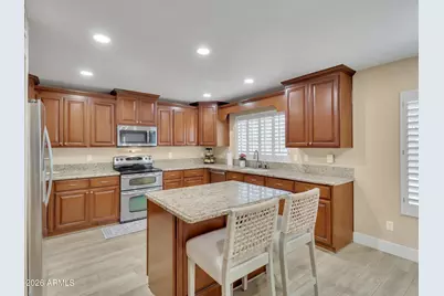 3347 E Rockwood Drive, Phoenix, AZ 85050 - Photo 8