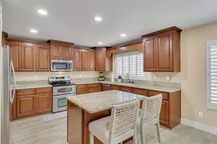 3347 E Rockwood Dr, Phoenix, AZ 85050 - Photo 8