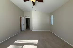 2725 E Mine Creek Rd, Phoenix, AZ 85024 - Photo 58