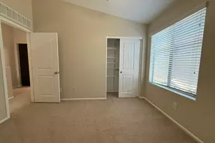 2725 E Mine Creek Rd, Phoenix, AZ 85024 - Photo 20