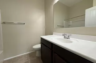 2725 E Mine Creek Rd, Phoenix, AZ 85024 - Photo 30