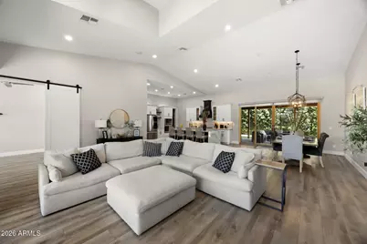 3927 N 13th Place, Phoenix, AZ 85014 - Photo 10
