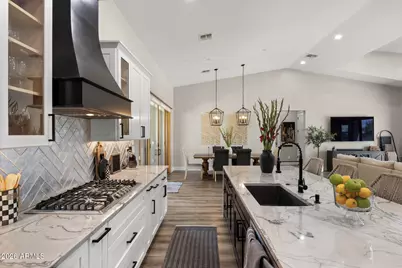 3927 N 13th Place, Phoenix, AZ 85014 - Photo 14