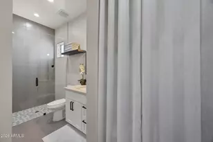 3927 N 13th Pl, Phoenix, AZ 85014 - Photo 36