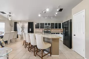 7662 E Peralta Ave, Mesa, AZ 85212 - Photo 6