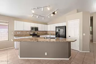 7662 E Peralta Ave, Mesa, AZ 85212 - Photo 10