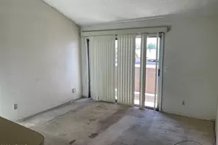 623 W Guadalupe Rd, Mesa, AZ 85210 - Photo 2