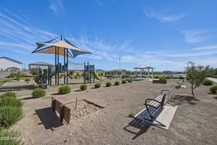 2022 E New Bonnet Ln, San Tan Valley, AZ 85140 - Photo 32