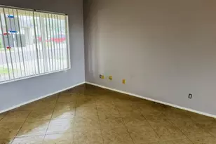 4044 E Carson Rd, Phoenix, AZ 85042 - Photo 14