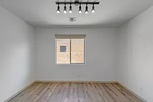 7085 W Andrew Ln, Peoria, AZ 85383 - Photo 12