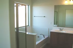 18436 W Nambe St, Goodyear, AZ 85338 - Photo 10