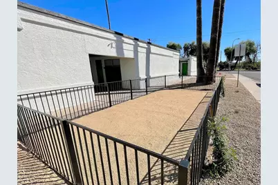 6802 W Glendale Avenue #Unit 8, Glendale, AZ 85303 - Photo 2