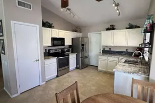 6324 W Irma Ln, Glendale, AZ 85308 - Photo 10