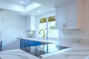 17647 N Lindner Dr, Glendale, AZ 85308 - Photo 8