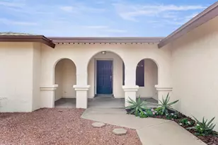 7309 W Canterbury Dr, Peoria, AZ 85345 - Photo 4