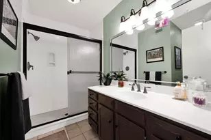 7401 N Scottsdale Rd, Paradise Valley, AZ 85253 - Photo 2