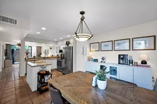 7401 N Scottsdale Rd, Paradise Valley, AZ 85253 - Photo 6