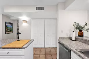 7401 N Scottsdale Rd, Paradise Valley, AZ 85253 - Photo 16