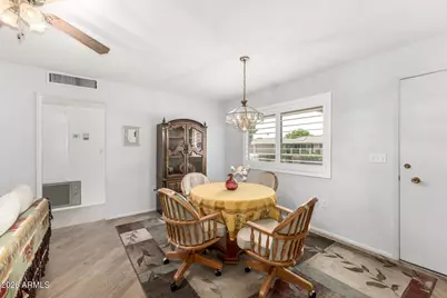 10428 W Roundelay Circle, Sun City, AZ 85351 - Photo 8